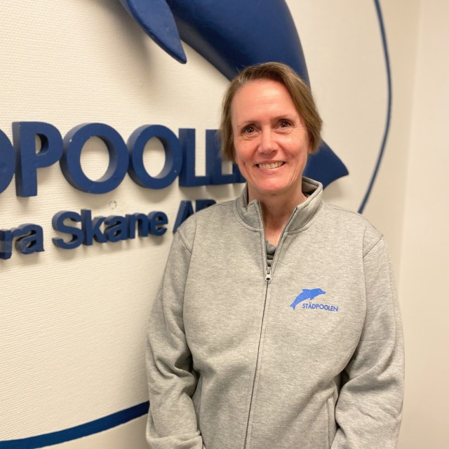 Det här är Eva, en självgående städerska som lätt anpassar sig till olika städuppdrag.